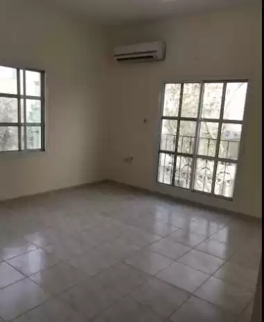 Residential Ready Property Studio U/F Apartment  for rent in Al Sadd , Doha #15939 - 1  image 